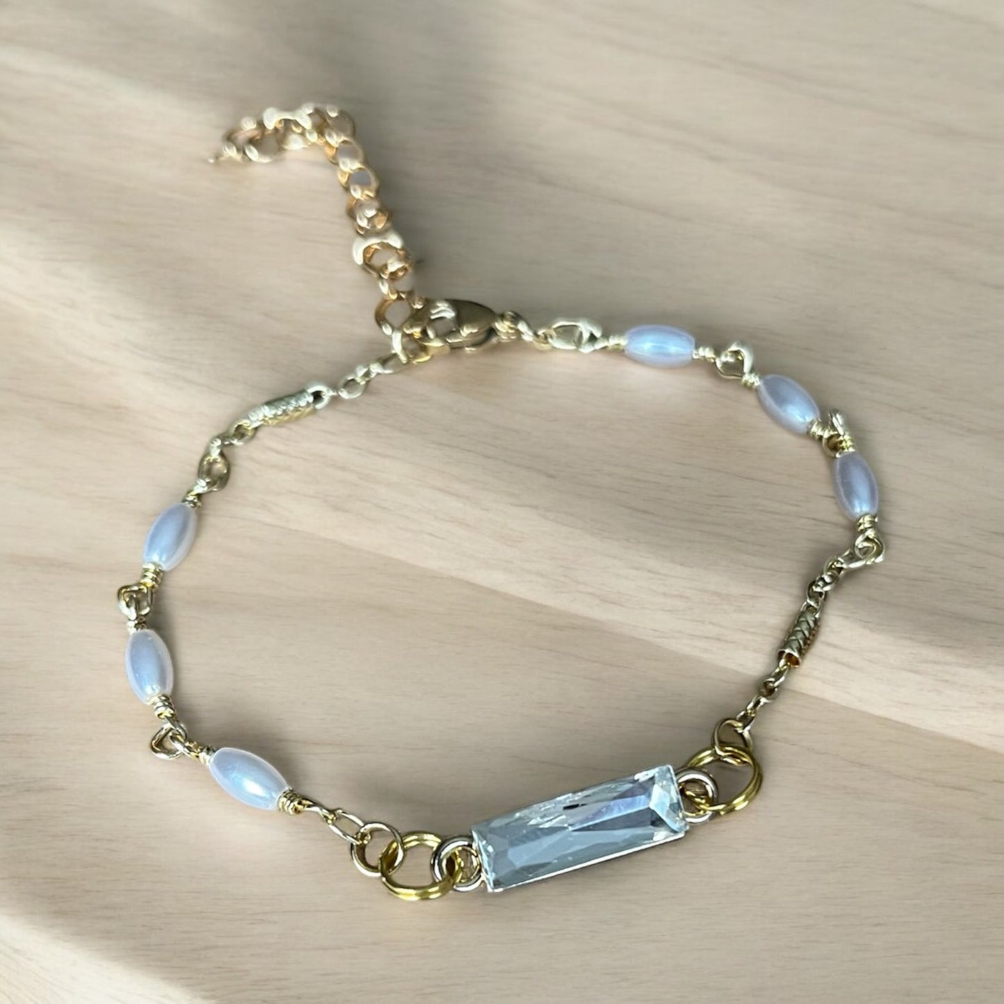 Golden Pearl and Sparkle bracelet